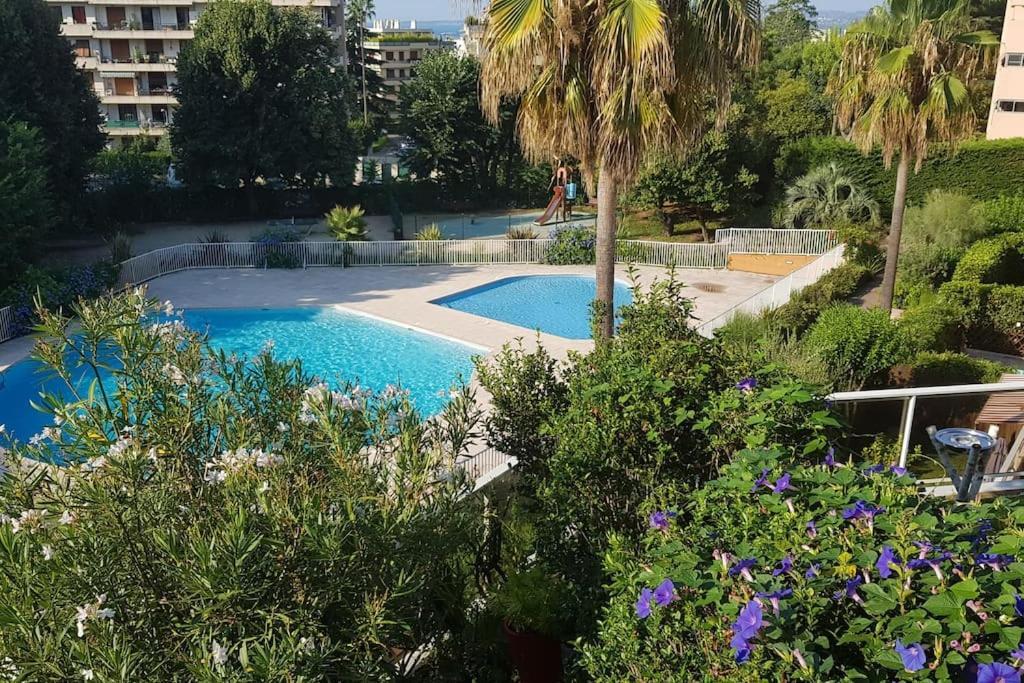 Appartement Vue Mer Sur Les Hauteurs De Nice Luaran gambar